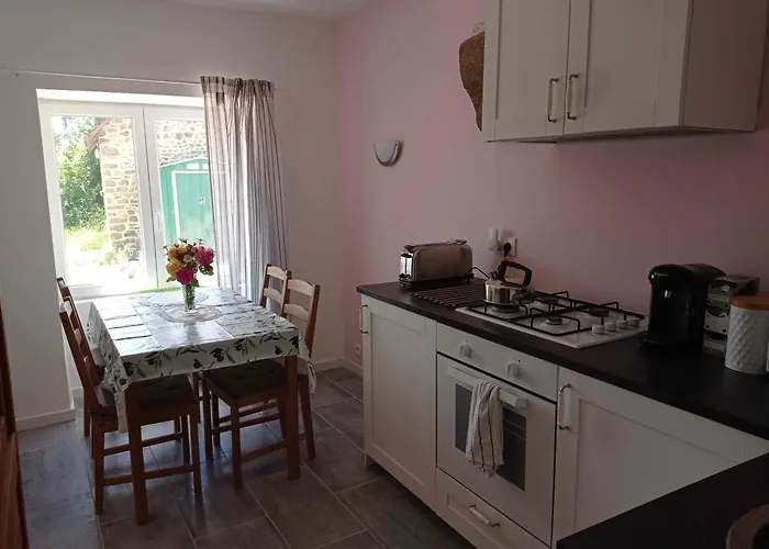 Casa de Férias Magnolia - Cozy 3 Star With Heated Pool And Hot Tub Mantilly